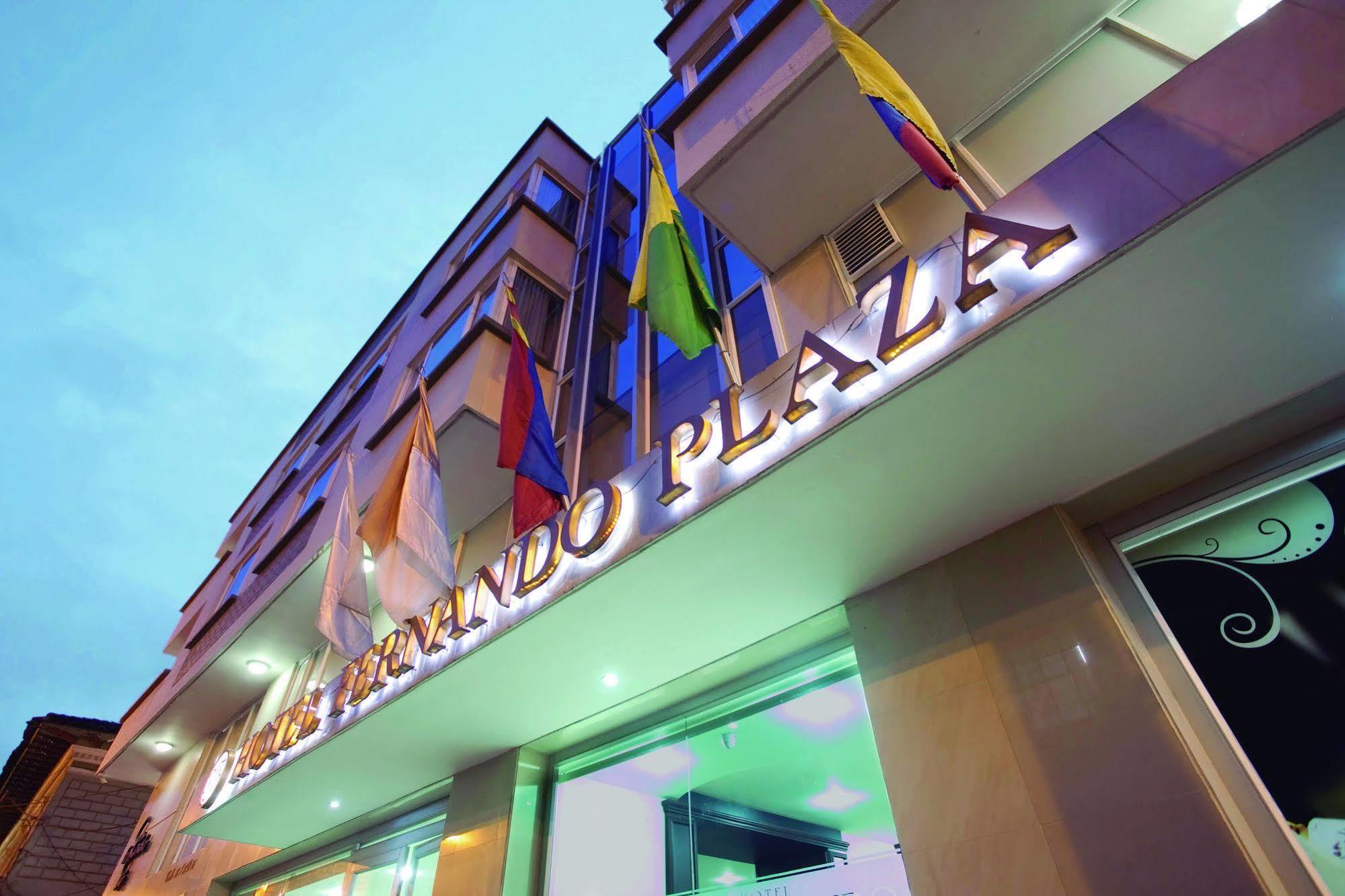 Hotel Fernando Plaza Пасто Экстерьер фото